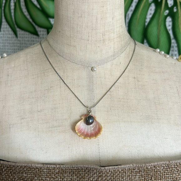 🖤Hawaii Sunrise Shell handcrafted necklace - Picture 11 of 11
